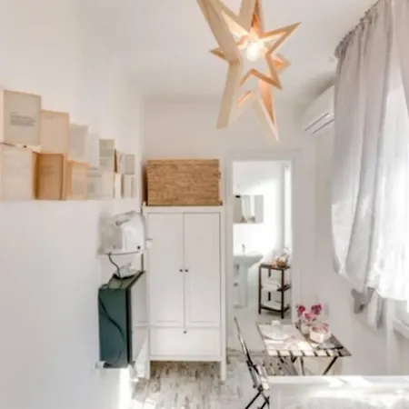 Letto E Latte Nocleg ze śniadaniem 4*
