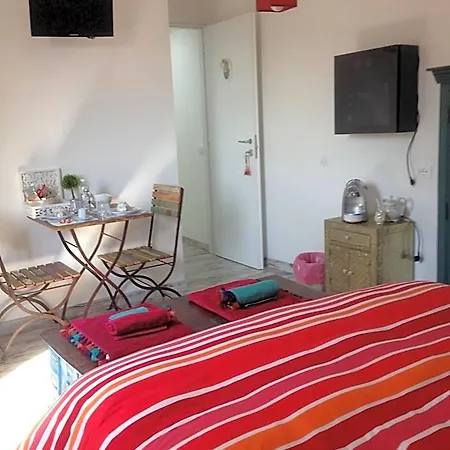 Panzió Letto E Latte